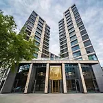 Urban Chic - Luxury For Up To 15 Guests In Mennica Residence, Center Διαμέρισμα Βαρσοβία