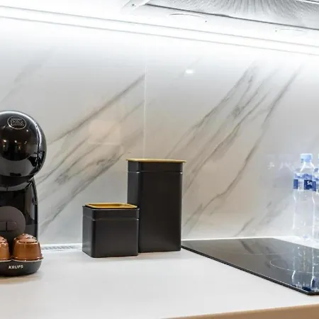 Urban Chic - Luxury For Up To 15 Guests In Mennica Residence, Center Warschau