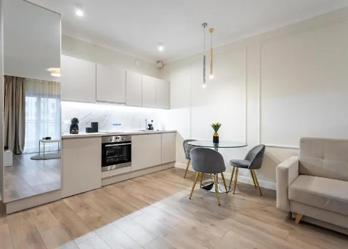 Urban Chic - Luxury For Up To 15 Guests In Mennica Residence, Center