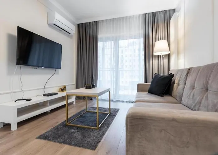 Urban Chic - Luxury For Up To 15 Guests In Mennica Residence, Center Apartment *